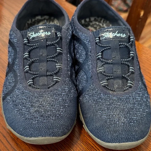 Skechers women’s ' Dark Blue Slip-On Sneakers - Picture 1 of 3